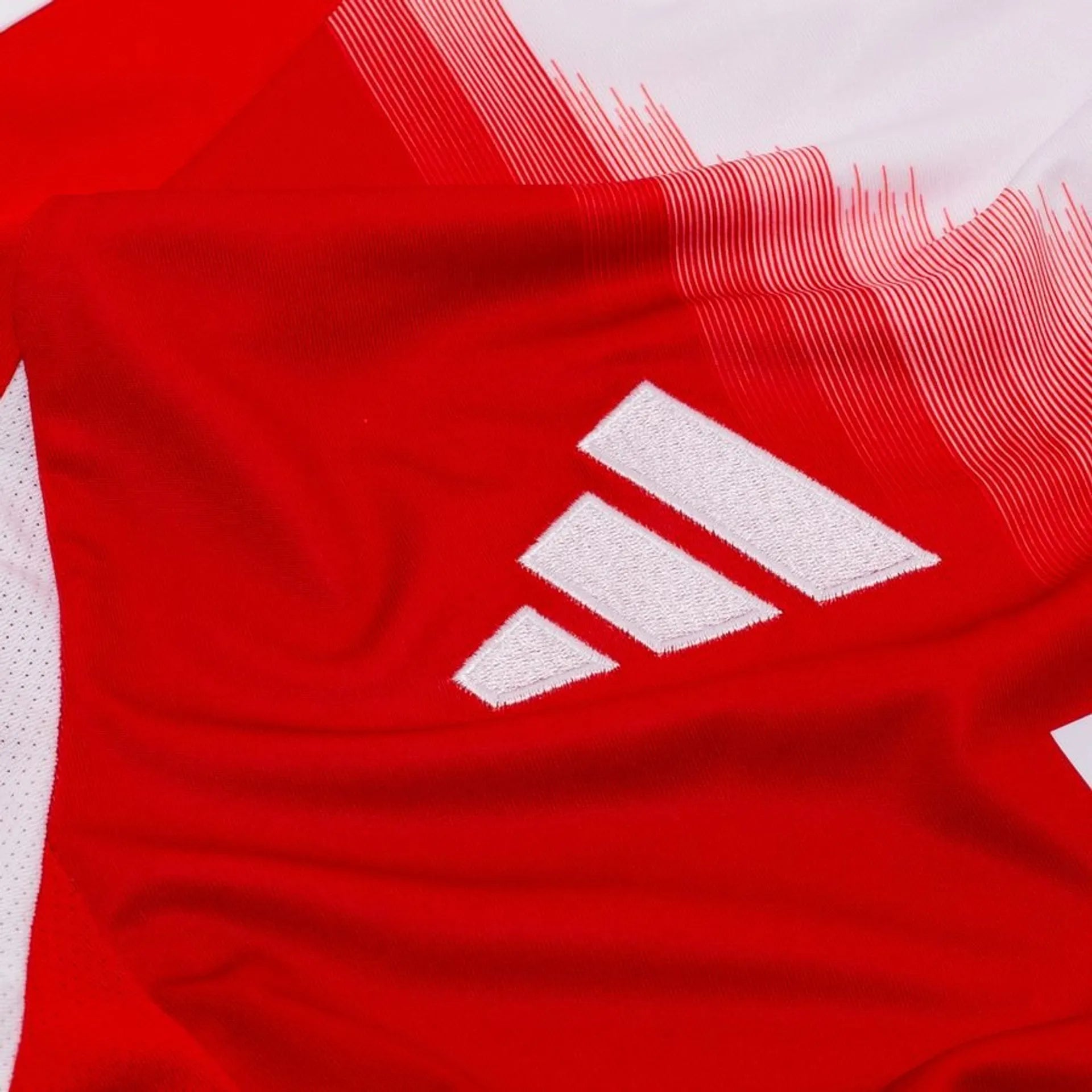 BAYER MUNCHEN 2025/26 HOME KIT