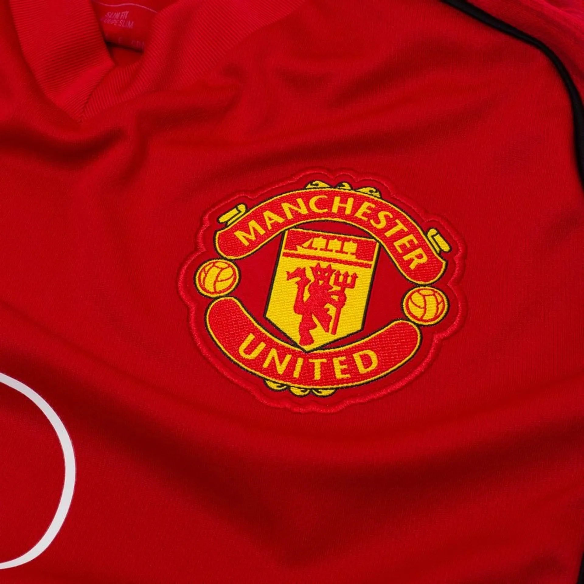 MANCHESTER UNITED 2025/26 HOME KIT